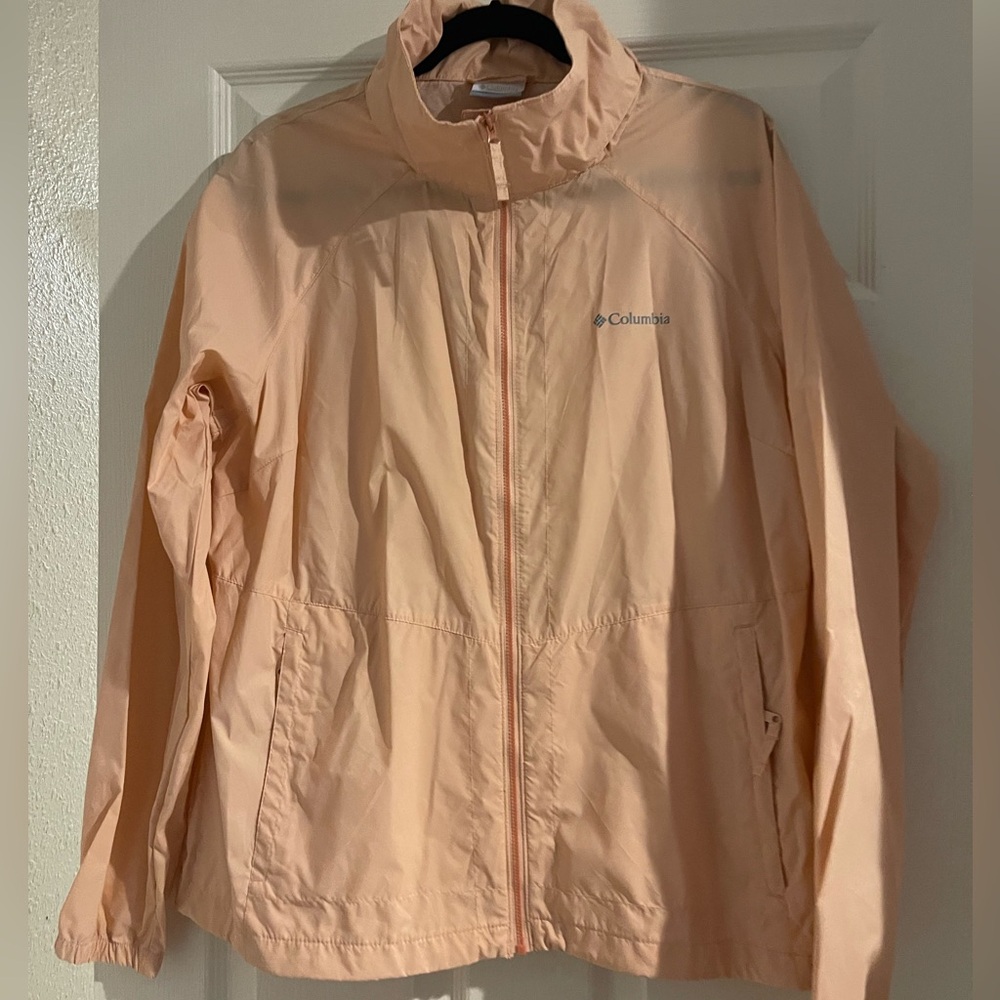 Brand New! Columbia Rain Jacket with detachable hood